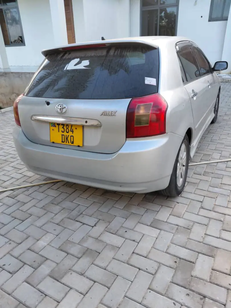 Toyota Allex 2003 Silver thumbnail 3