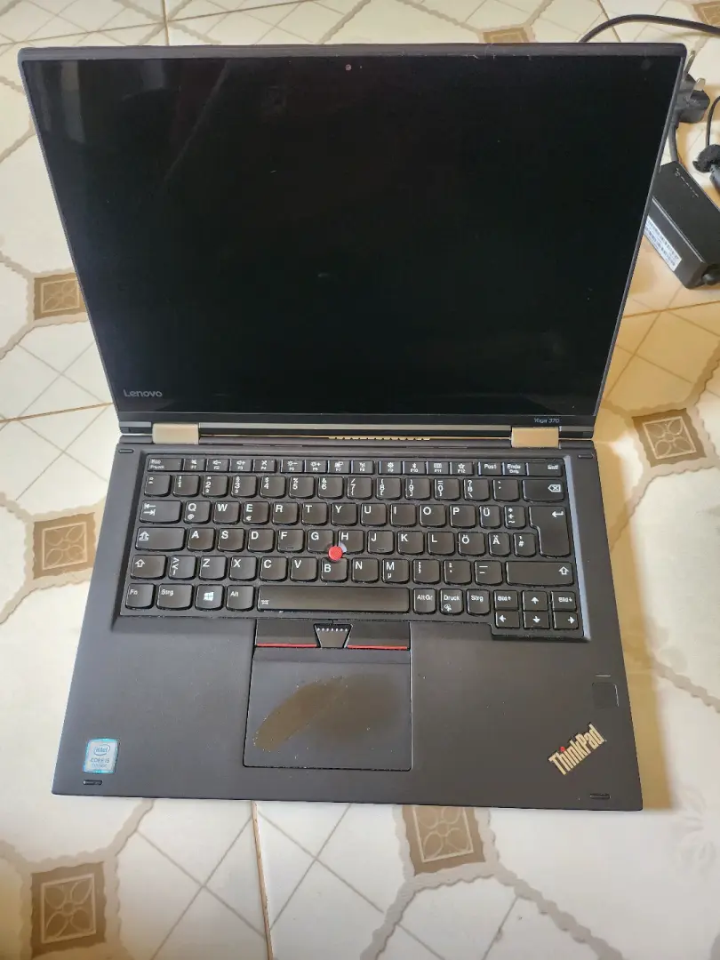 Lenovo ThinkPad Laptop (8GB RAM, 250GB Storage) thumbnail 3