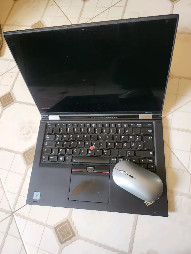 Lenovo ThinkPad Laptop (8GB RAM, 250GB Storage) thumbnail 5
