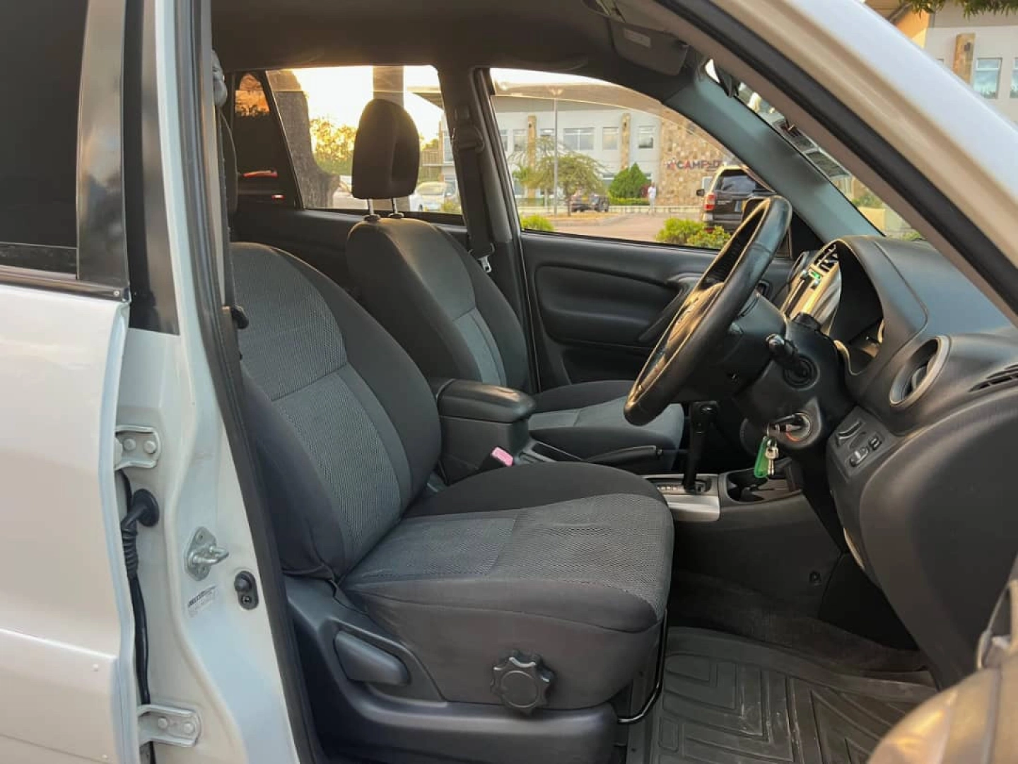 Toyota RAV4 2005 Model 1780cc thumbnail 5