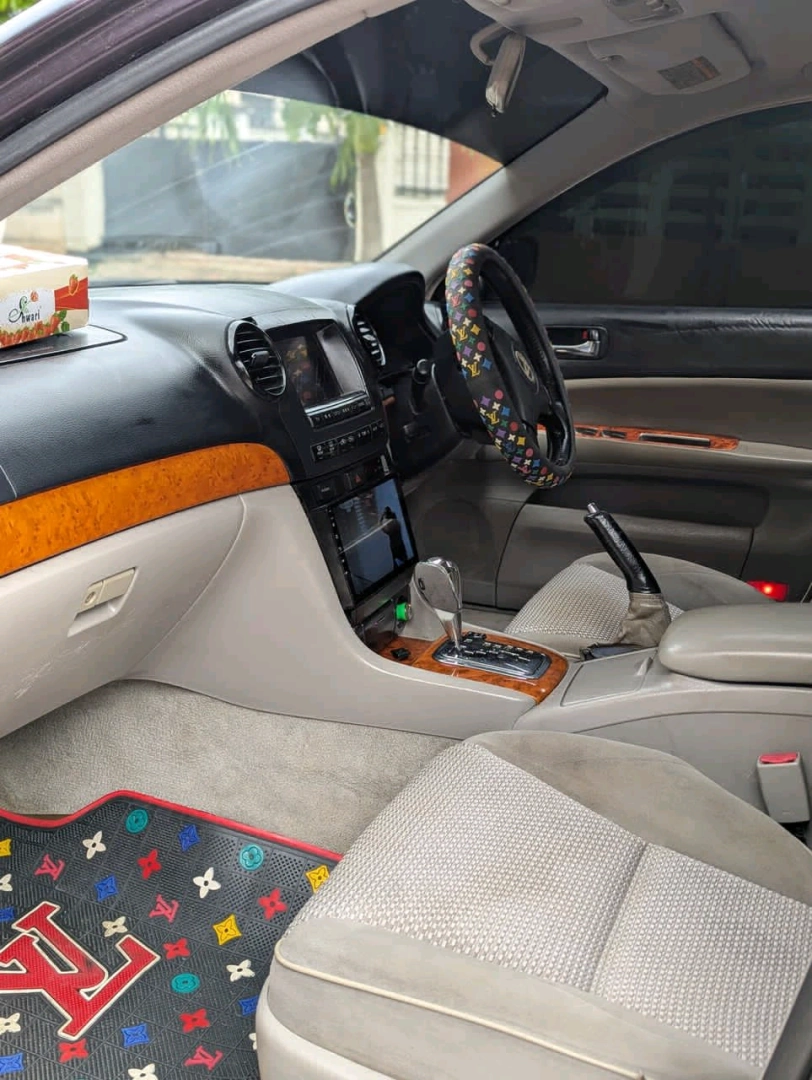 Toyota Verossa 2004 Sedan 1990cc Full AC thumbnail 2