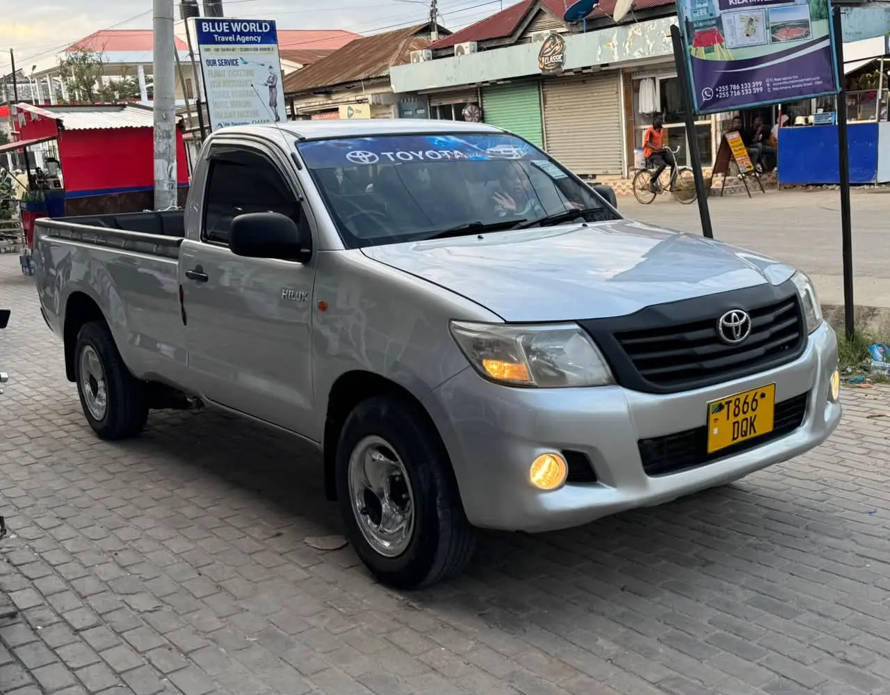 Toyota Hilux Vigo 2011 (DQK) thumbnail 6