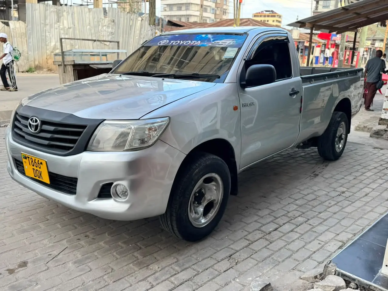 Toyota Hilux Vigo 2011 (DQK) thumbnail 9