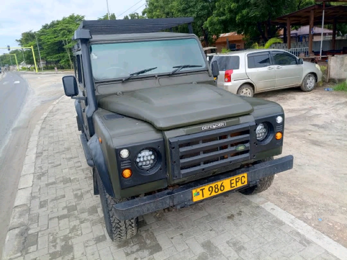 Land Rover Defender 110 2004 Marine Green