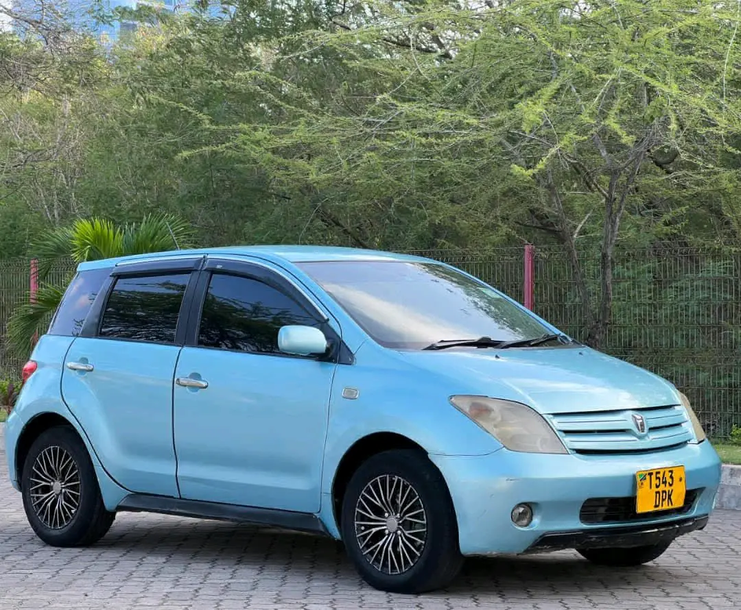 Toyota Ist 2006 Blue, 1290cc thumbnail 2