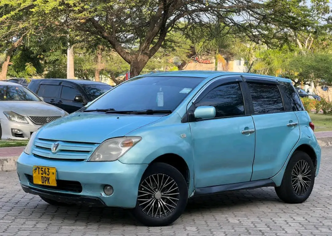 Toyota Ist 2006 Blue, 1290cc thumbnail 4