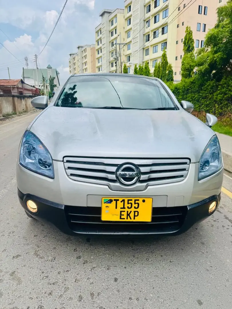 Nissan Dualis 2008, 1900cc, Silver
