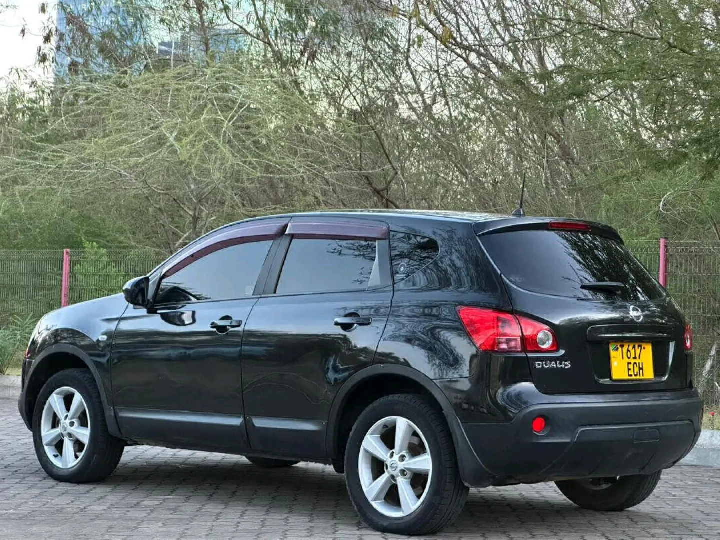 Nissan Dualis 2008 SUV thumbnail 4