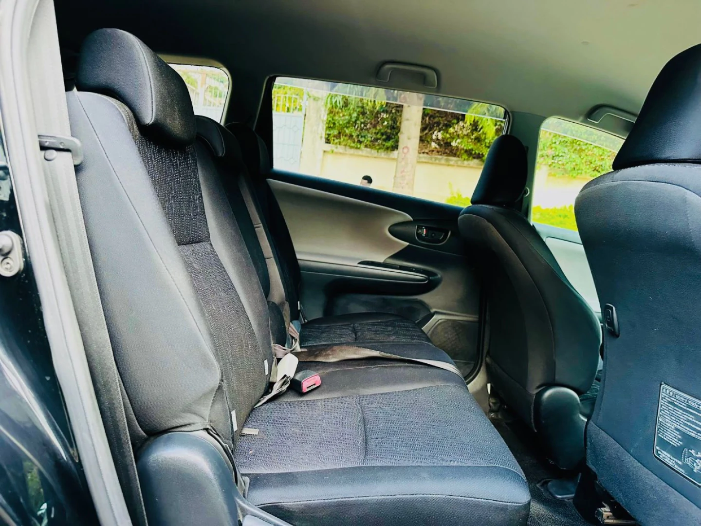 Toyota Wish 2010 Black (7 Seats) thumbnail 8