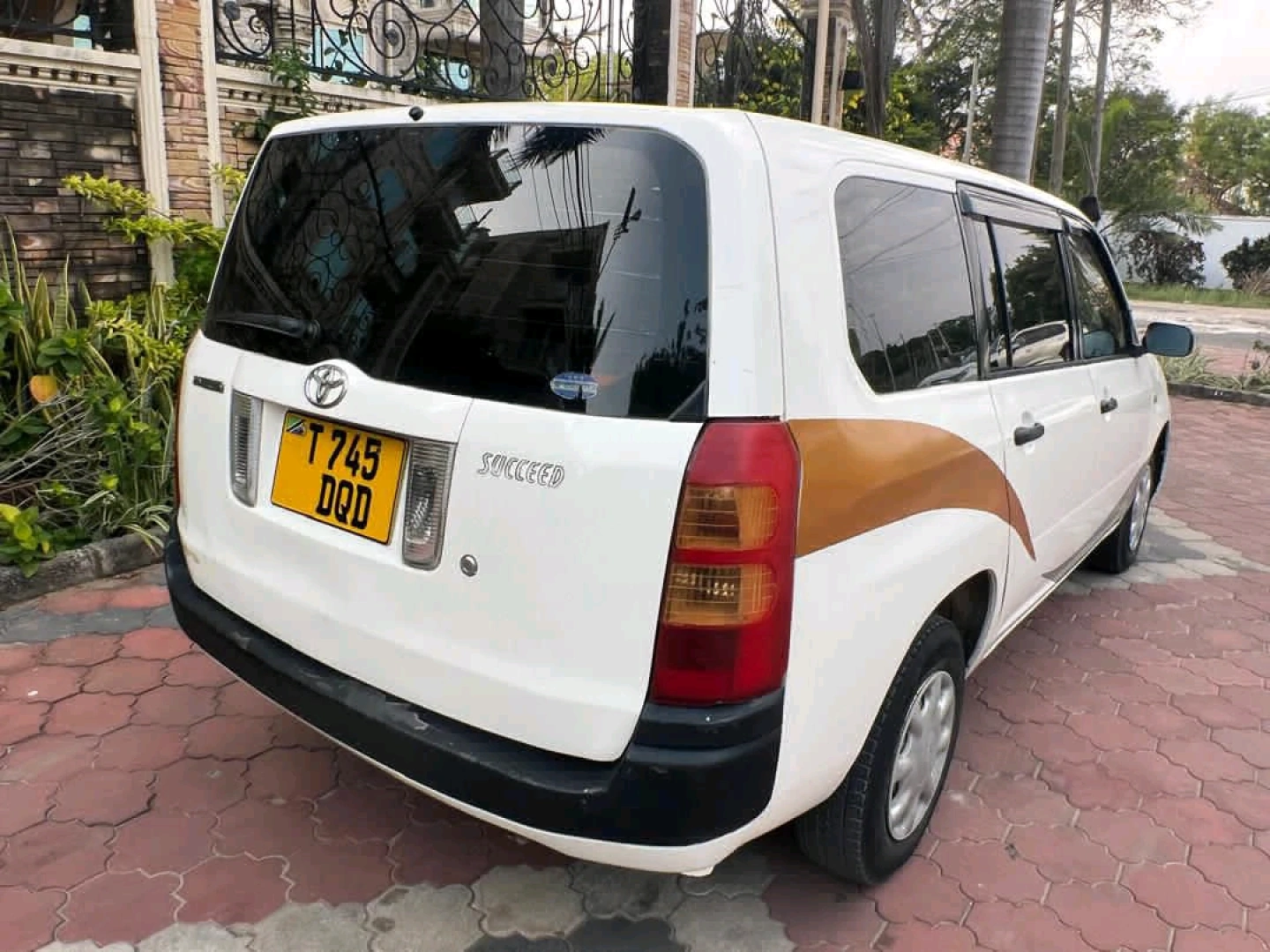 Toyota Succeed Van 2004, 1490 CC, Exchange Allowed thumbnail 3