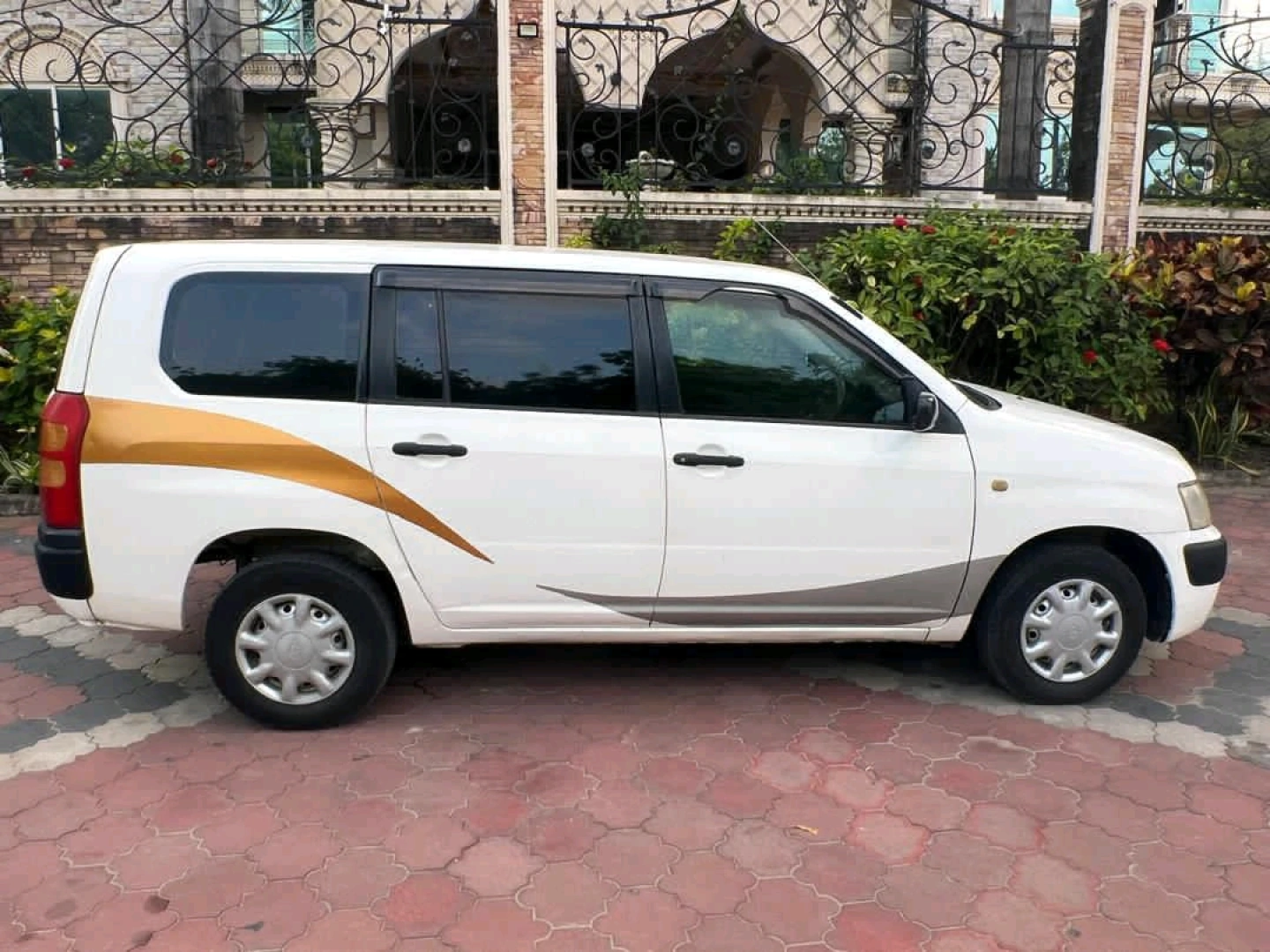 Toyota Succeed Van 2004, 1490 CC, Exchange Allowed thumbnail 4