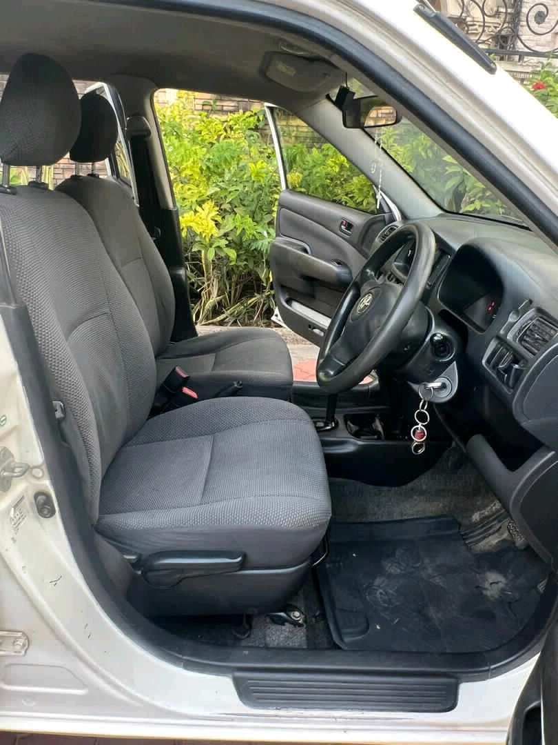 Toyota Succeed Van 2004, 1490 CC, Exchange Allowed thumbnail 8