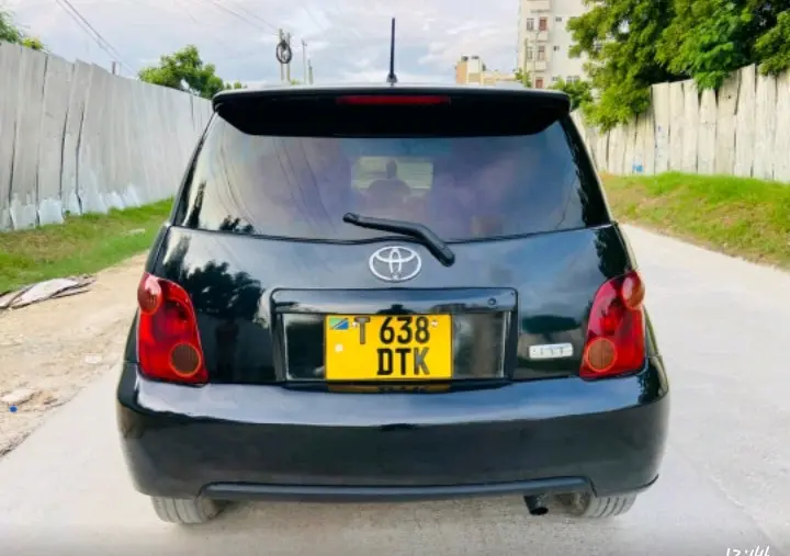 Toyota Ist (DTK) thumbnail 3