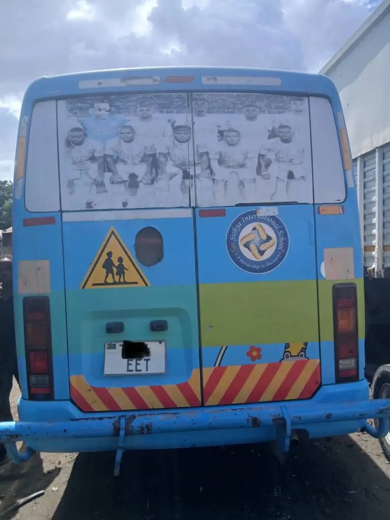 Blue Minibus (Daladala) - TD42 Engine thumbnail 3