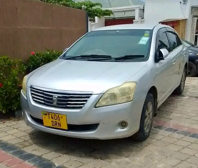 Toyota Premio F New Model thumbnail 2