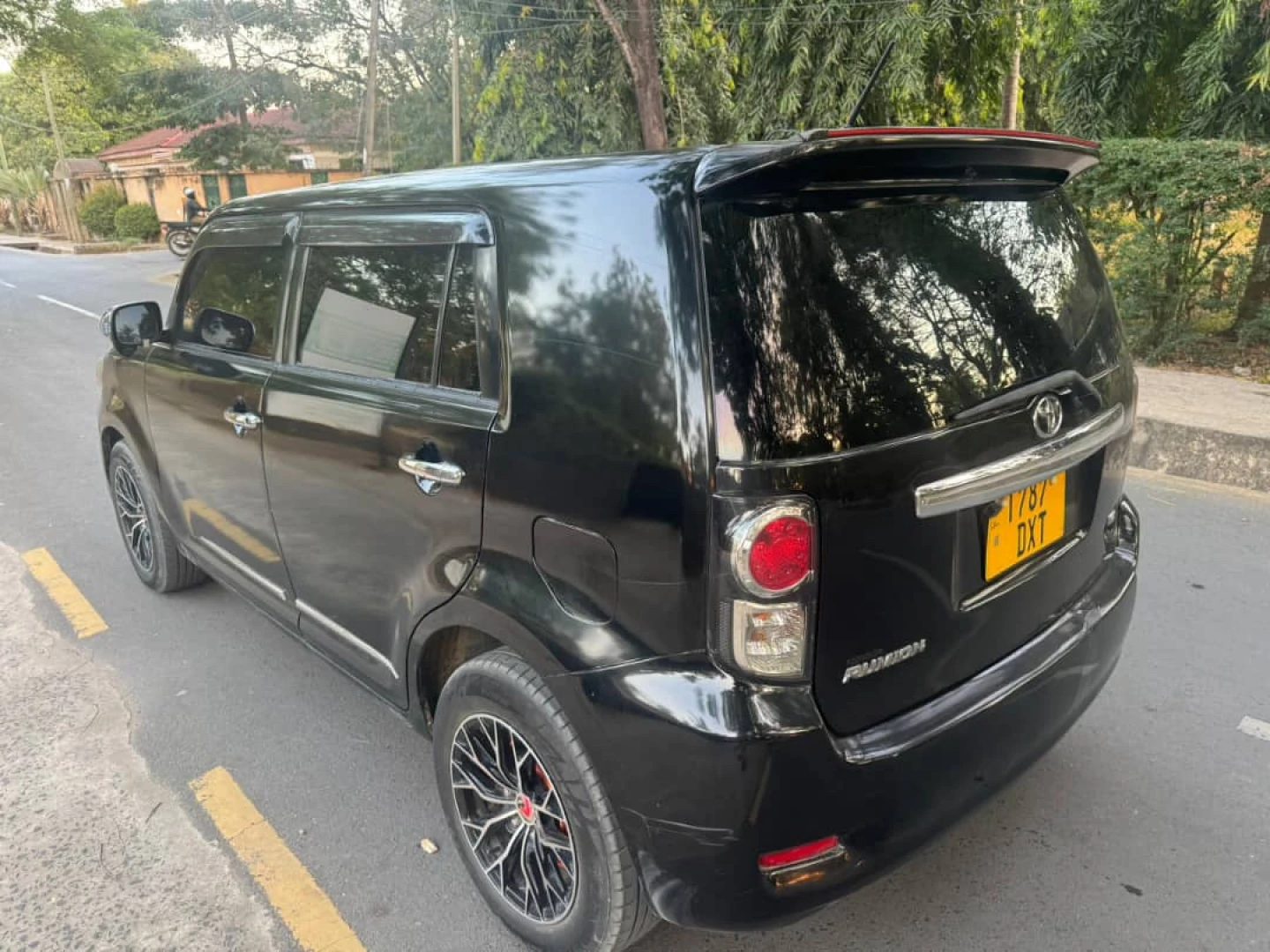 Toyota Rumion 2010 Automatic 1490cc thumbnail 4