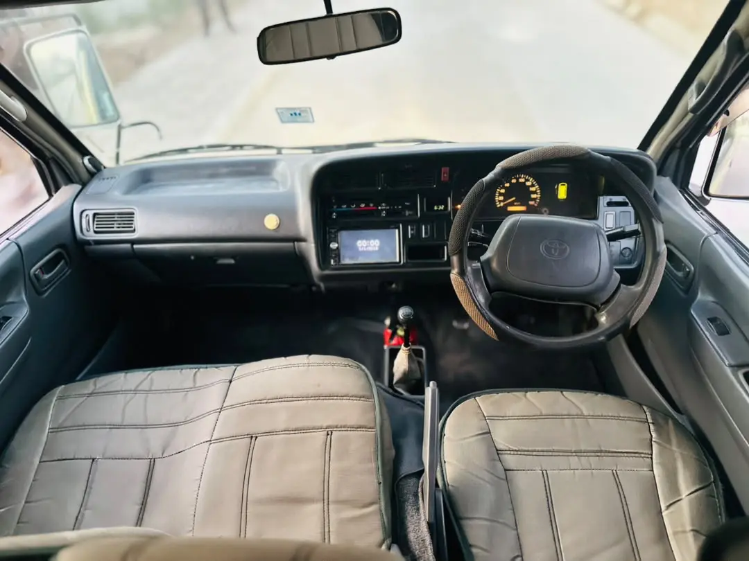 Toyota Hiace 2003 (DRN) thumbnail 7