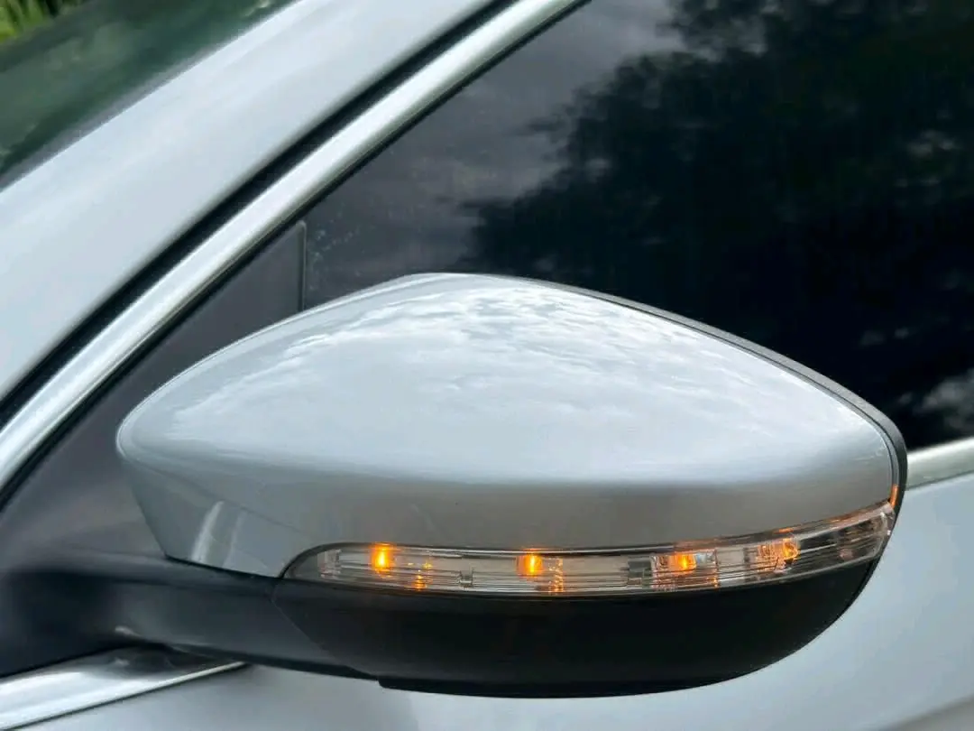 Volkswagen Passat - Silver thumbnail 7