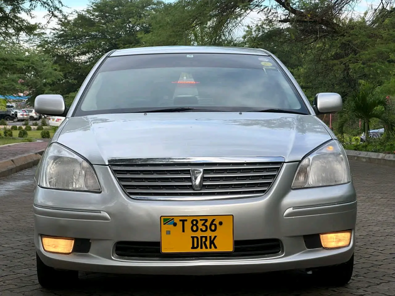 Toyota Premio F 2005
