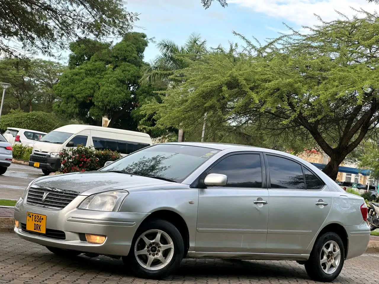 Toyota Premio F 2005 thumbnail 3