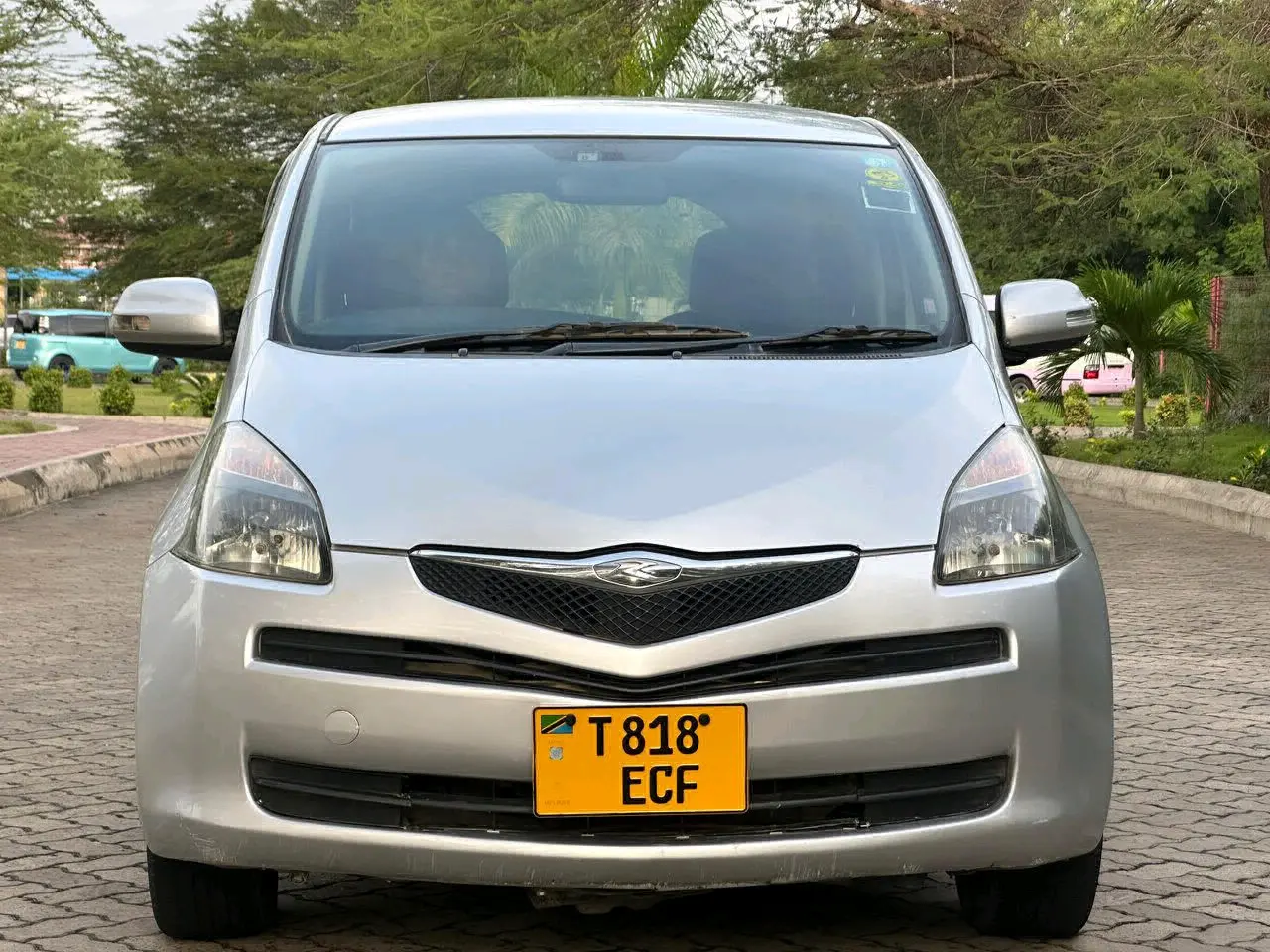 Toyota Ractis 2006 Silver