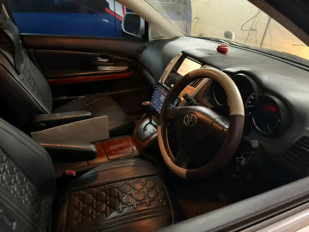 Toyota Harrier 2006 thumbnail 5