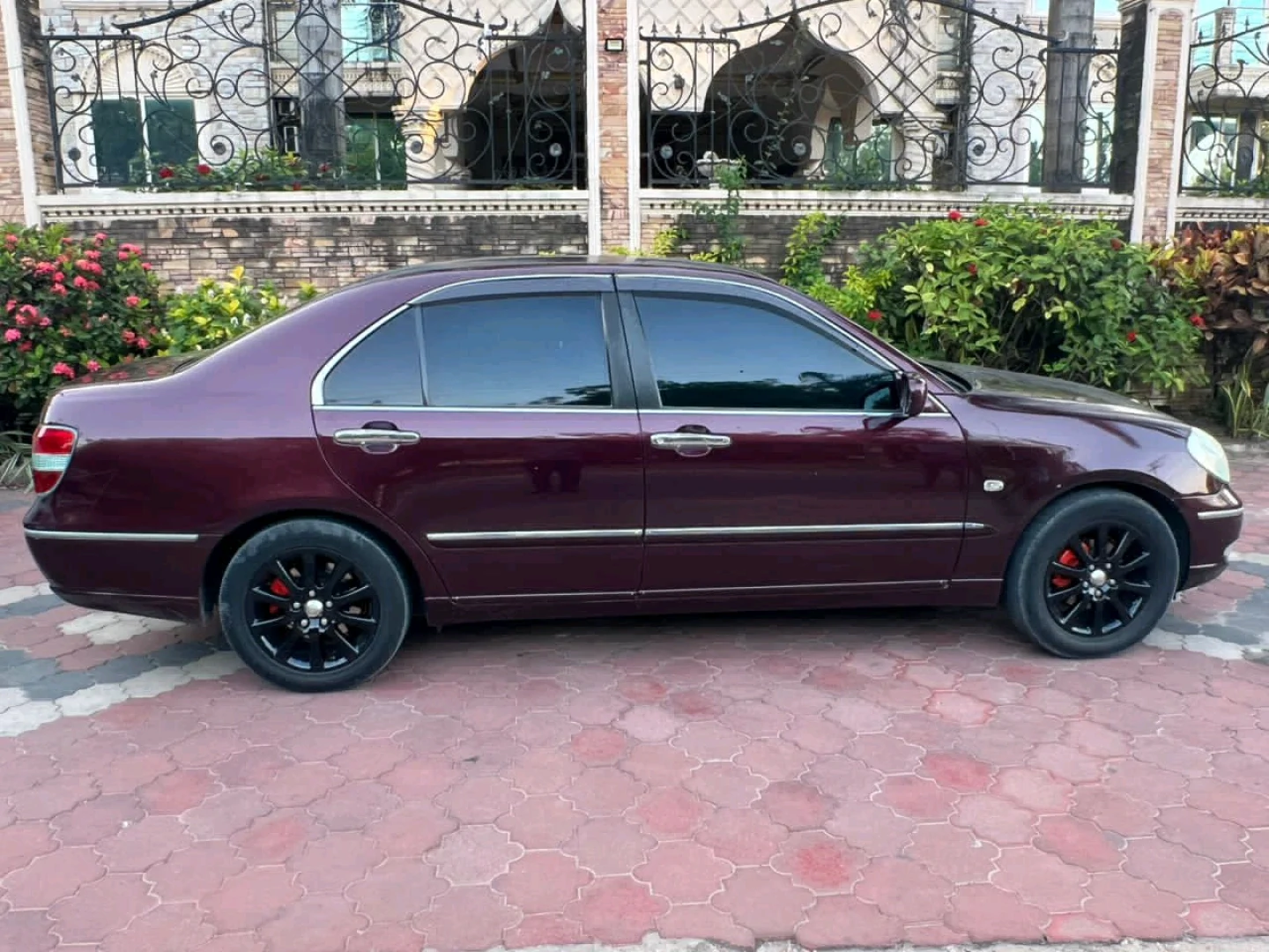 Toyota Brevis Sedan 2002 Model T624 DUH thumbnail 4