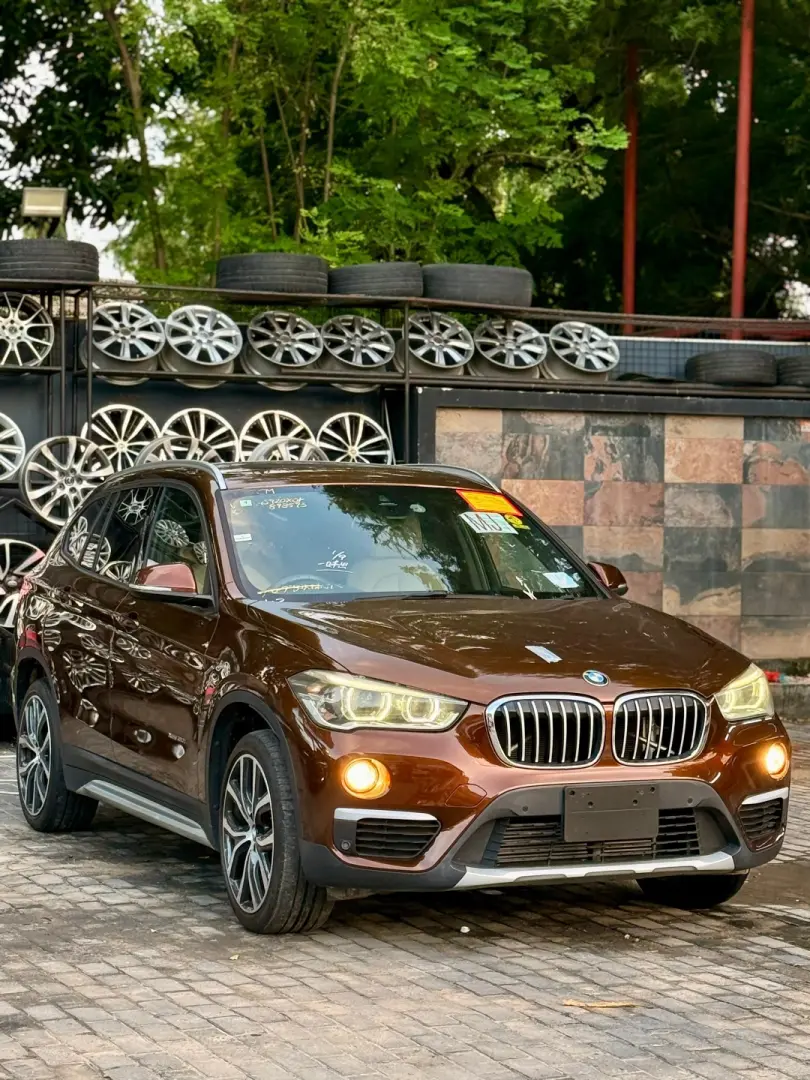 BMW X1 2017 Metallic Brown