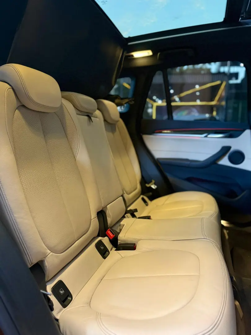 BMW X1 2017 Metallic Brown thumbnail 8