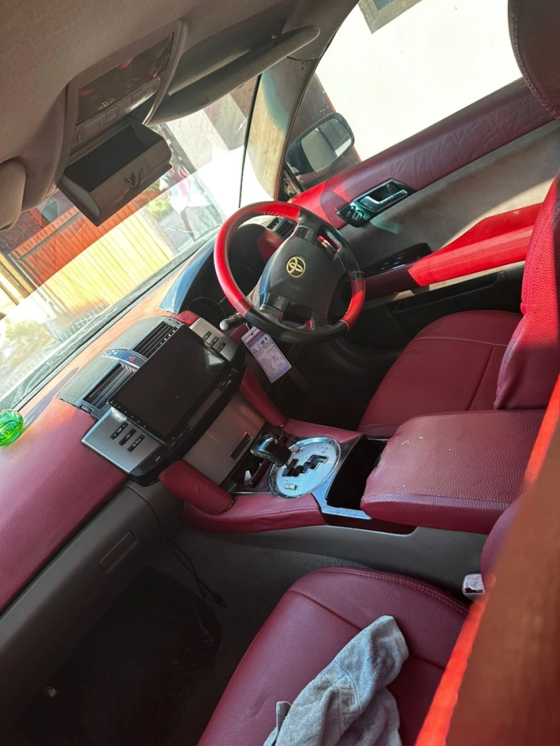 Toyota Mark X CZY Black Sedan thumbnail 3
