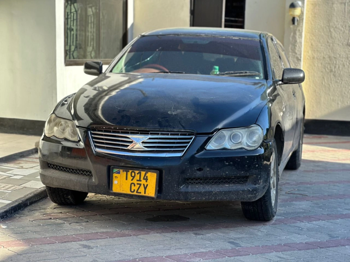 Toyota Mark X CZY Black Sedan thumbnail 4