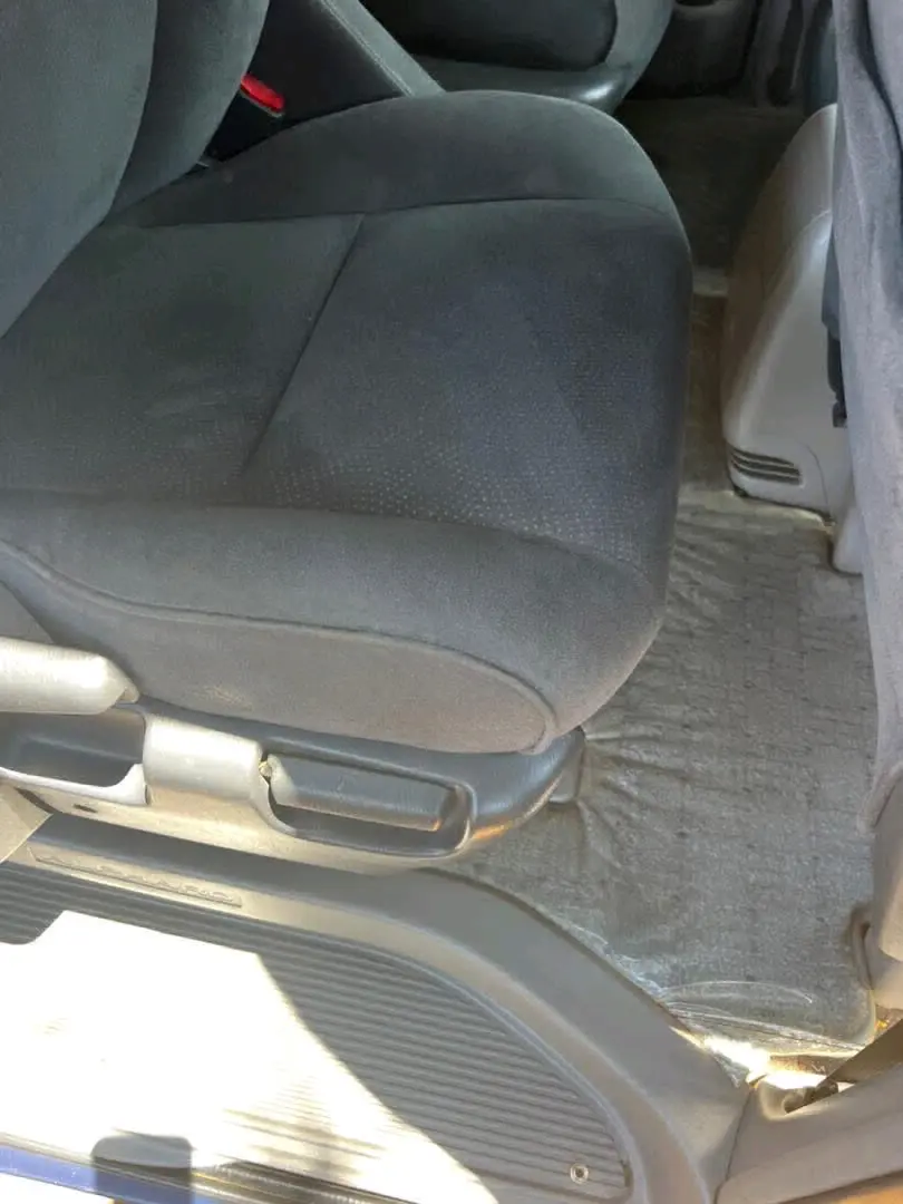 Toyota Alphard Minivan for Sale thumbnail 4