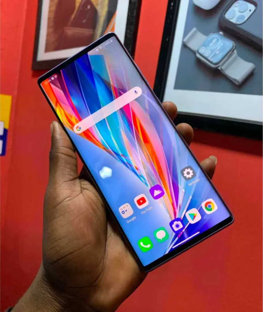 LG Wing 5G (256GB/8GB RAM) - Swivel Screen thumbnail 2