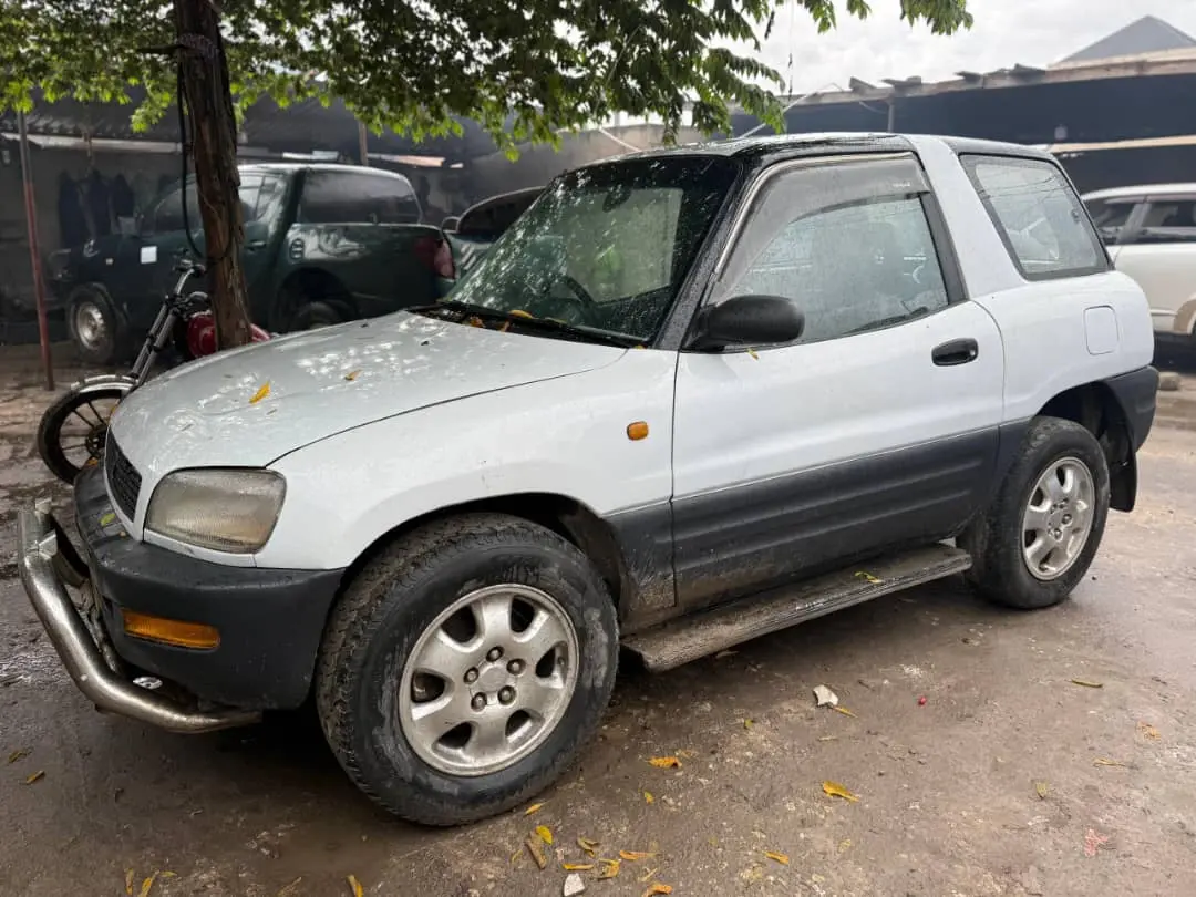 Used White Toyota RAV4 Short Chassis for Sale thumbnail 3