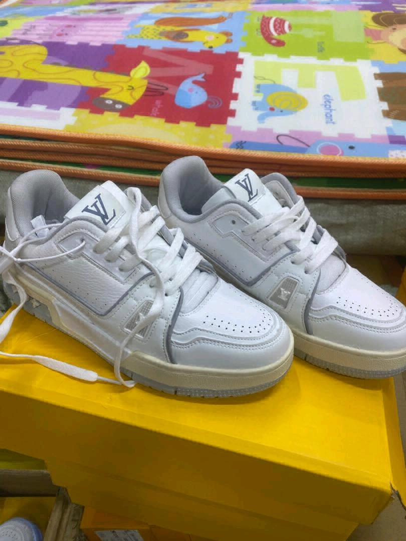 New Pink Low-Top Sneakers (Raba Kali) thumbnail 4