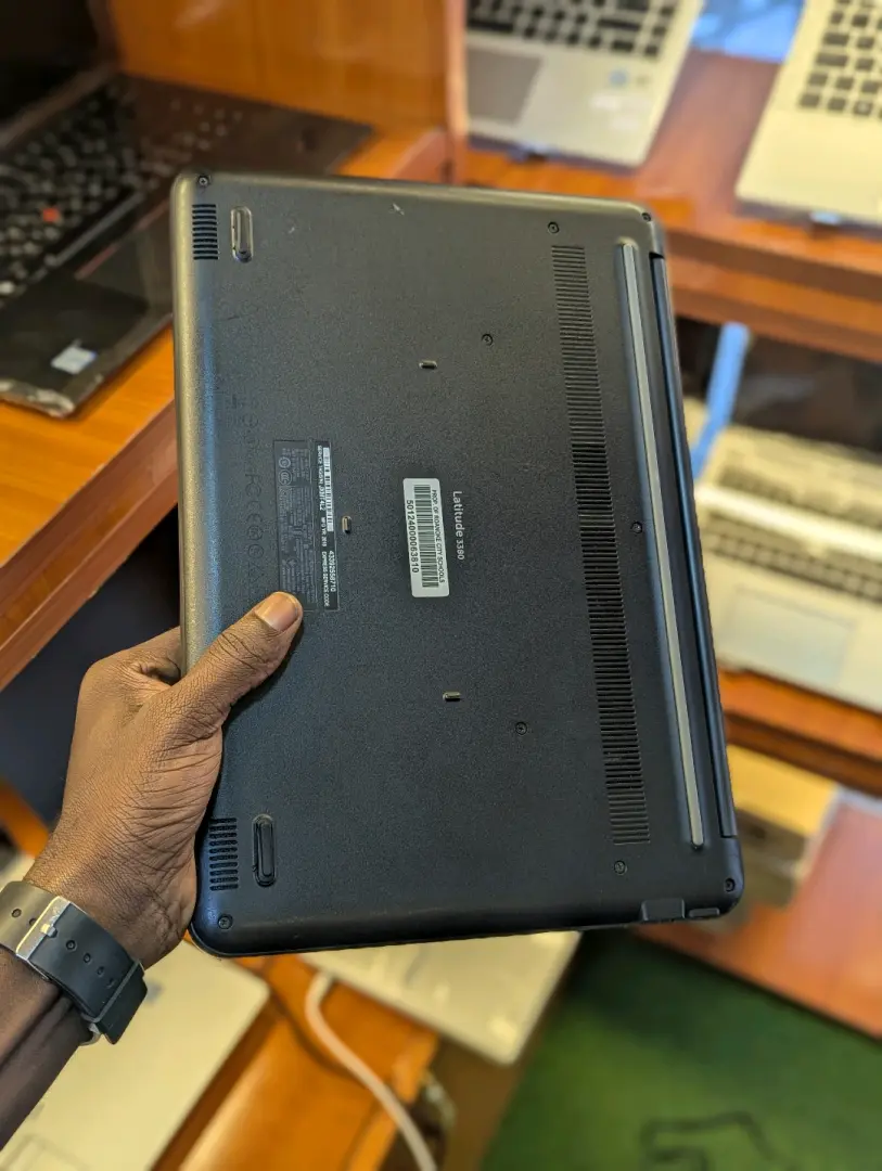 Dell Latitude 3380 Laptop Core i5, 8GB RAM thumbnail 4