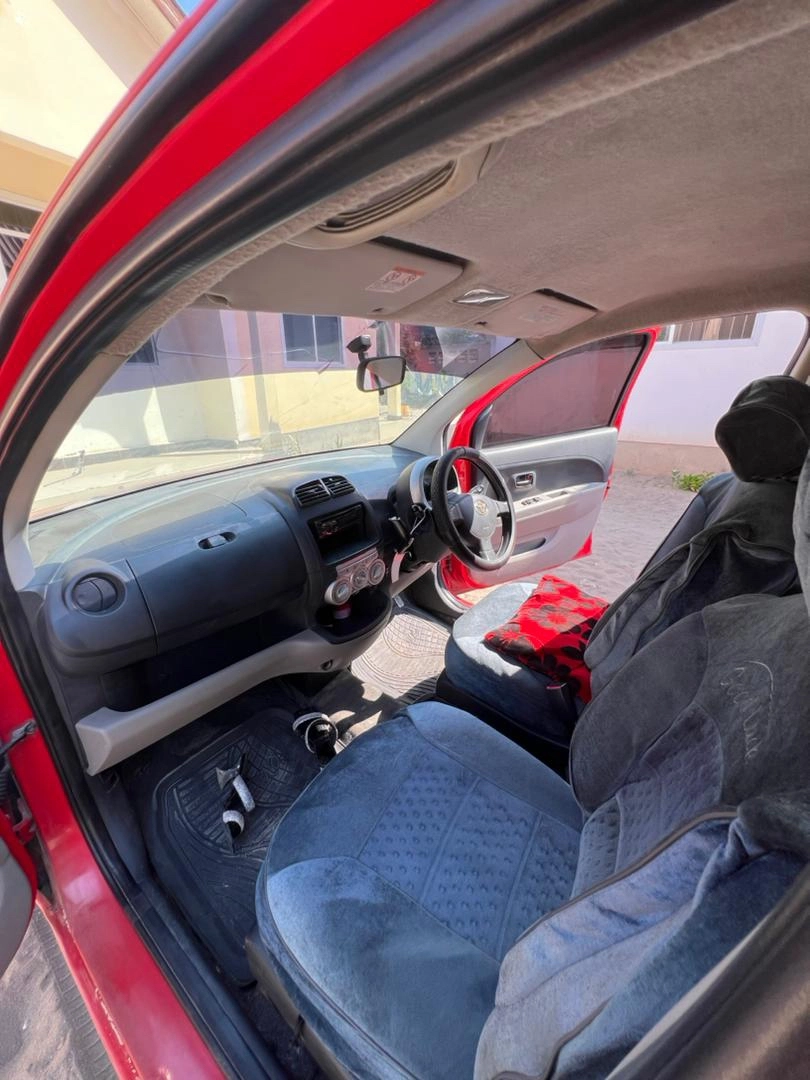 Red Toyota Passo CVT Full Ace Low KM thumbnail 2
