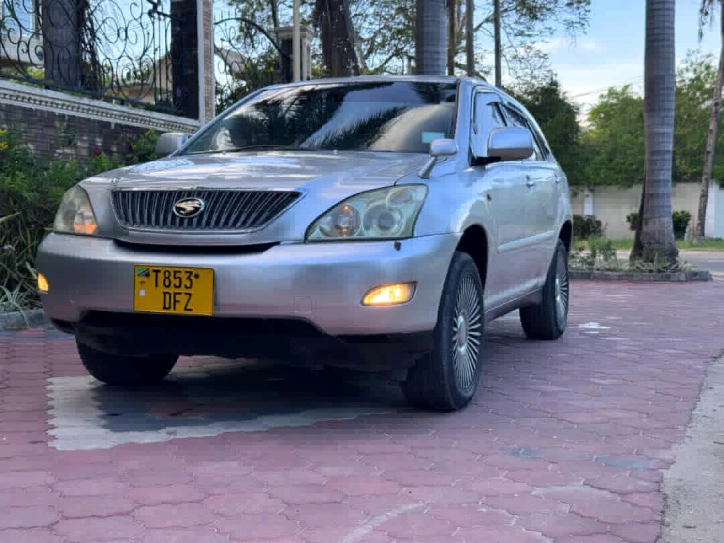 Toyota Harrier 2006 SUV Low Mileage thumbnail 5