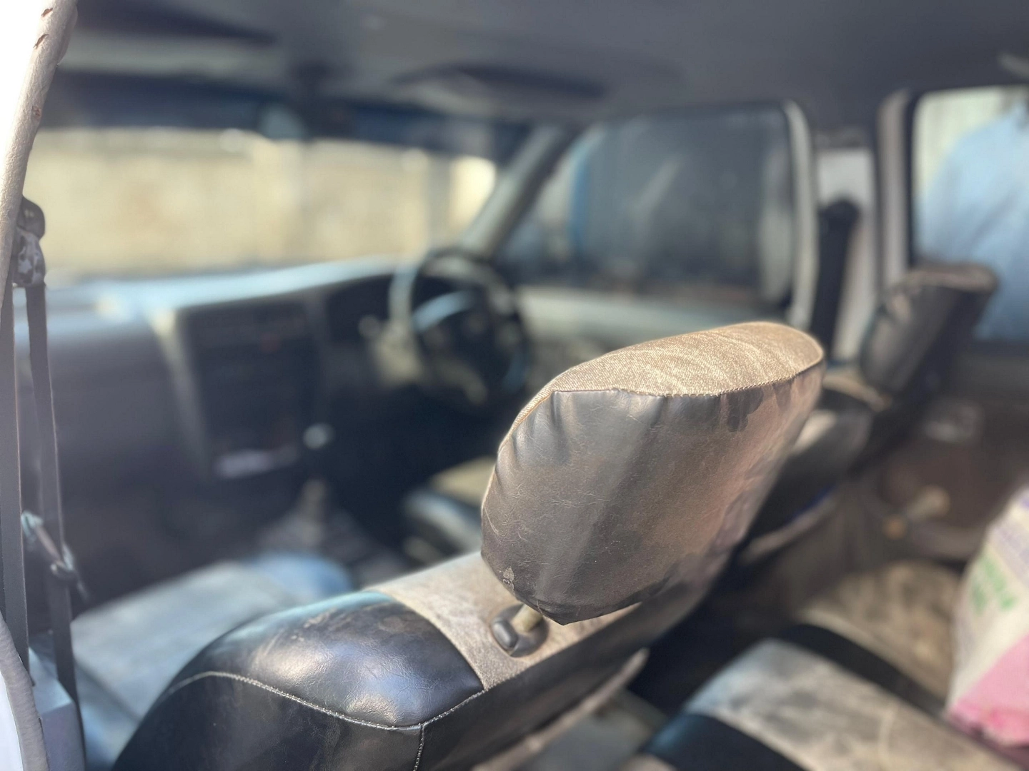 Nissan Hardbody Pickup Truck QD32 Diesel thumbnail 7