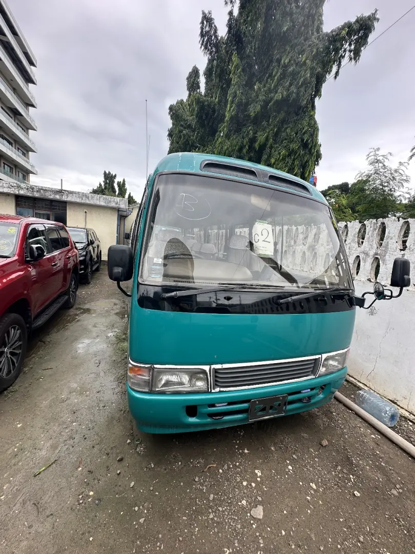 Toyota Coaster 2004