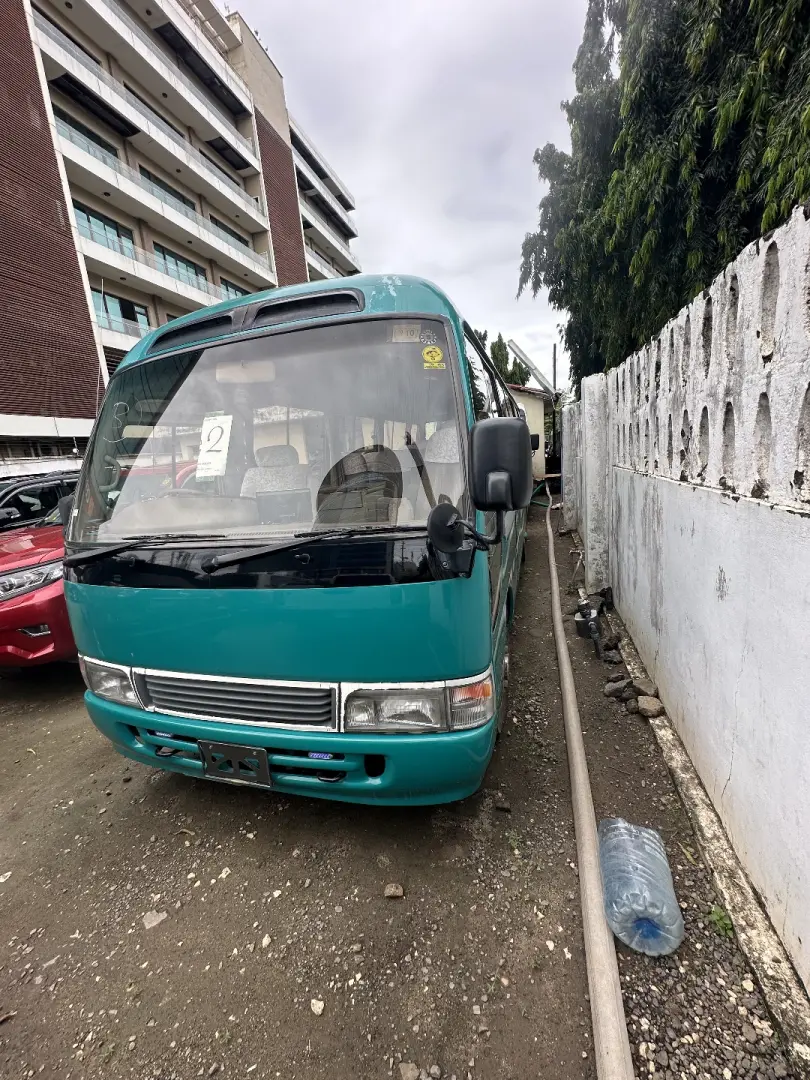 Toyota Coaster 2004 thumbnail 5