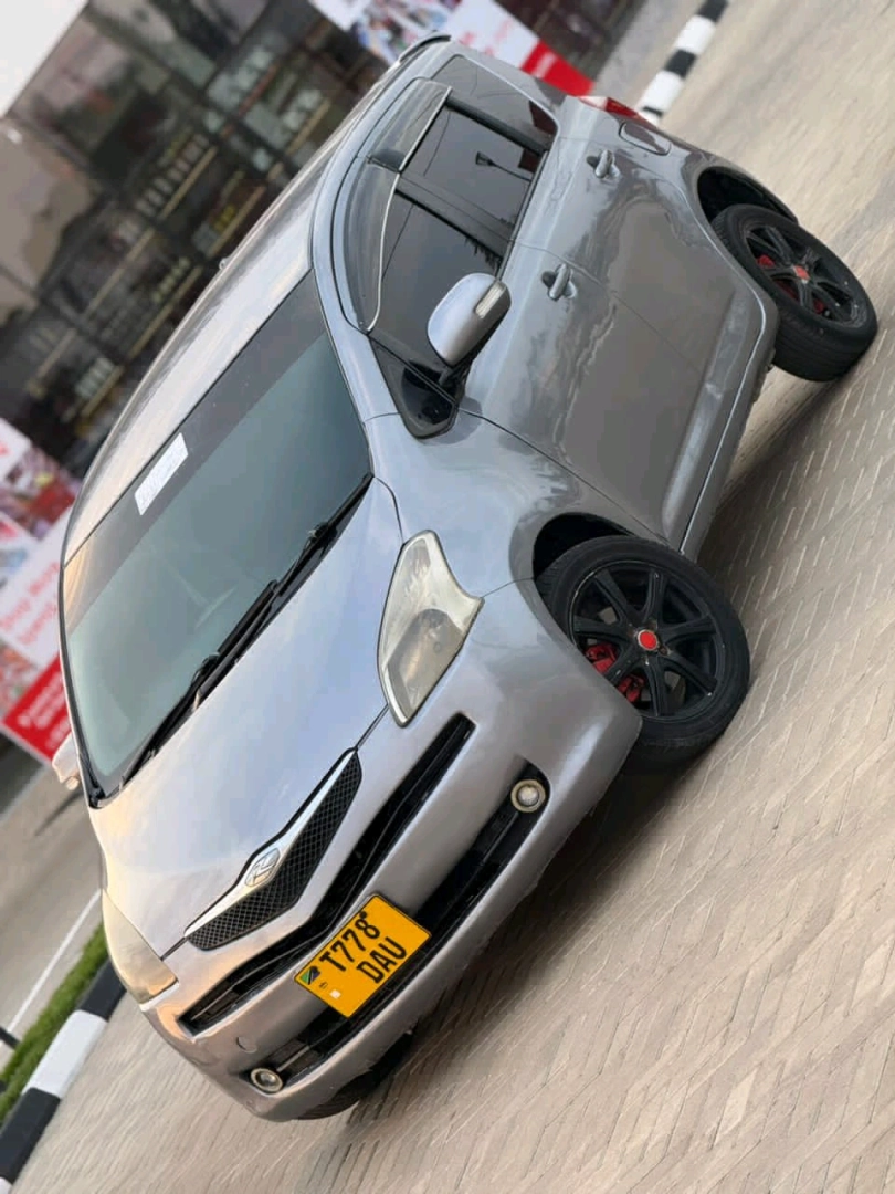 Toyota Ractis DAU Full AC 1490cc thumbnail 5