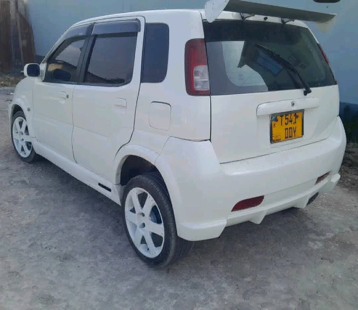 Suzuki Swift DDY 2001 Automatic thumbnail 5