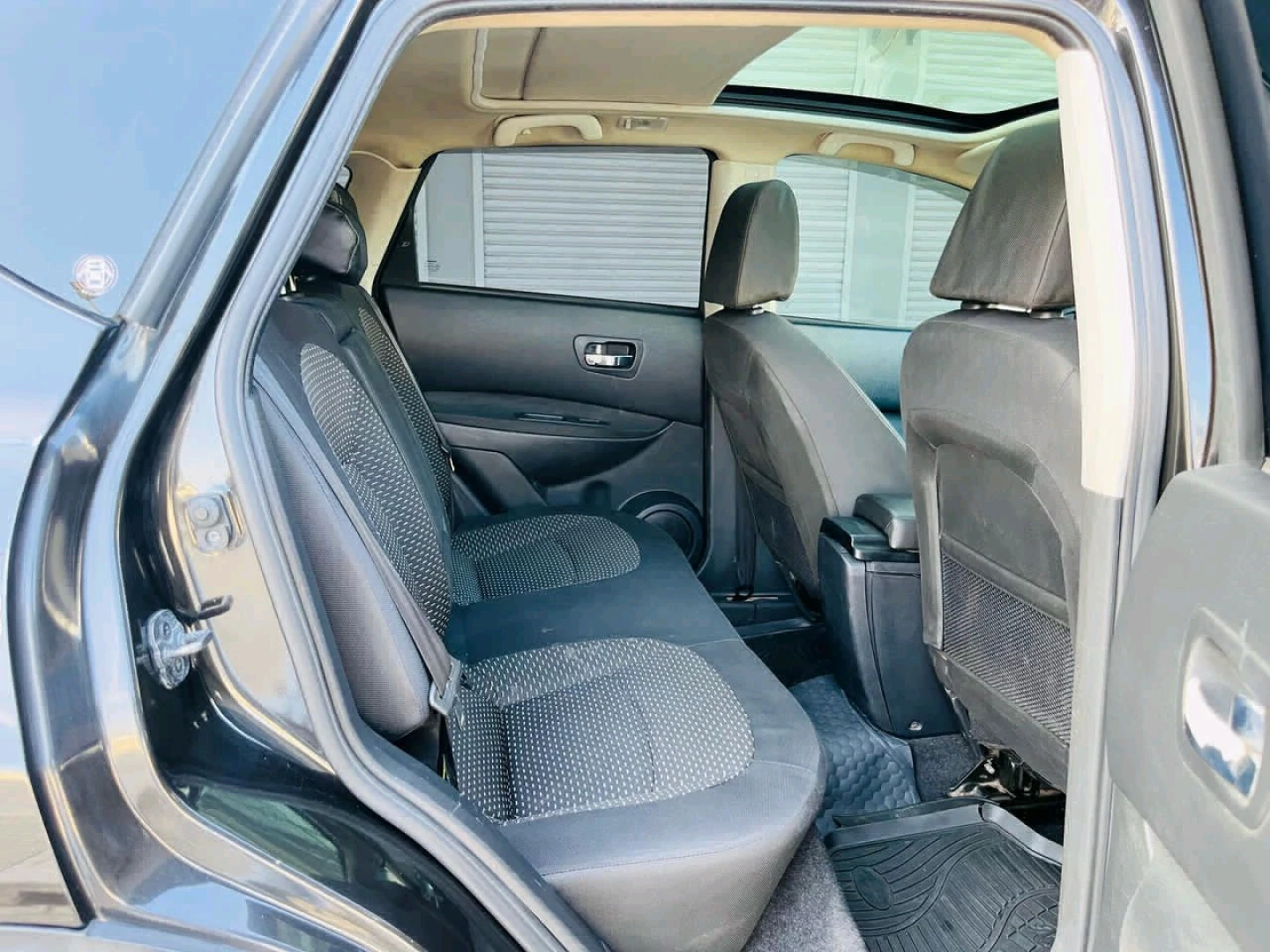 Nissan Dualis (Qashqai) 2007 Black SUV for Sale thumbnail 9