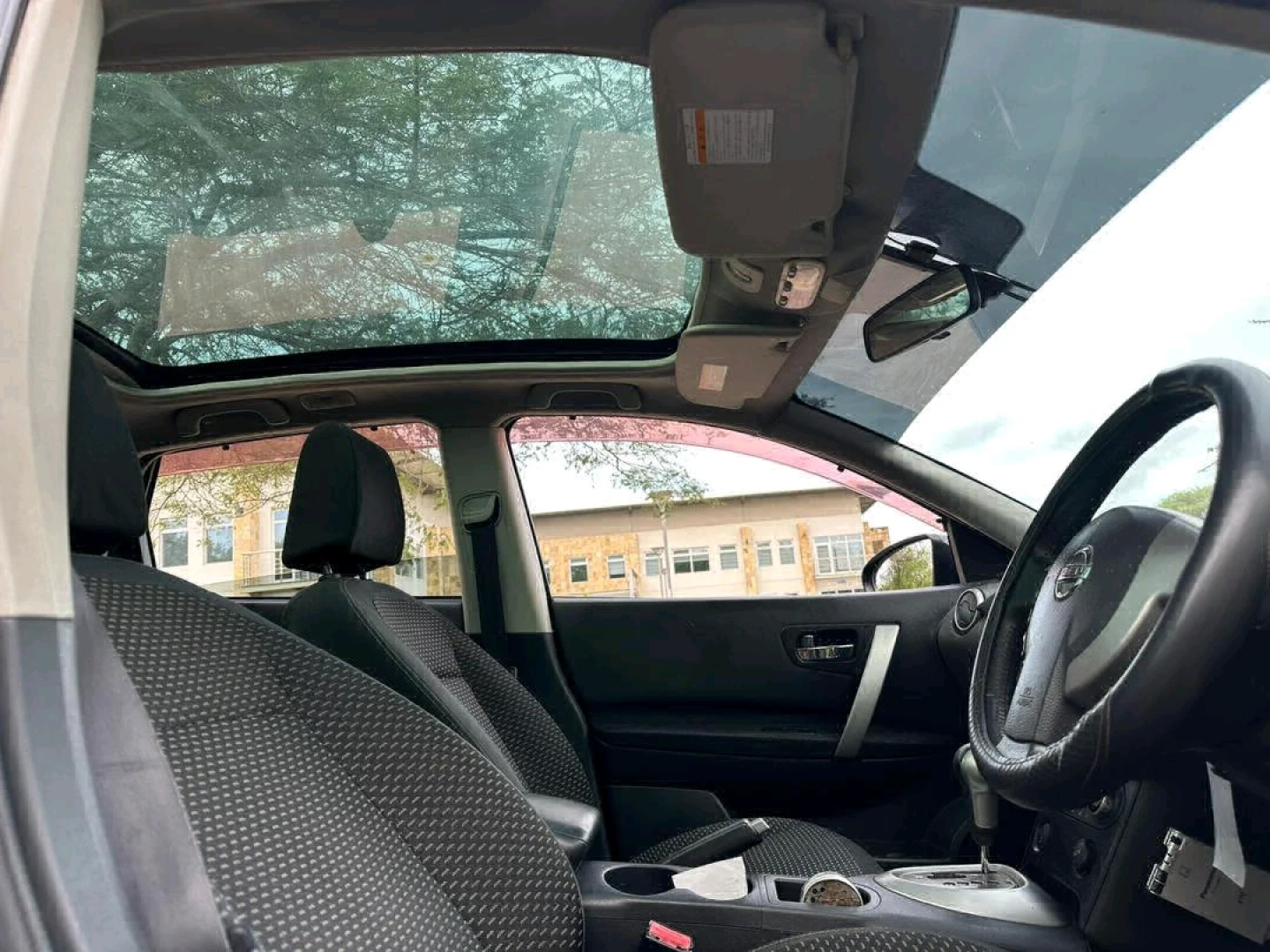 Black 2009 Nissan Dualis (Qashqai) SUV for Sale thumbnail 8