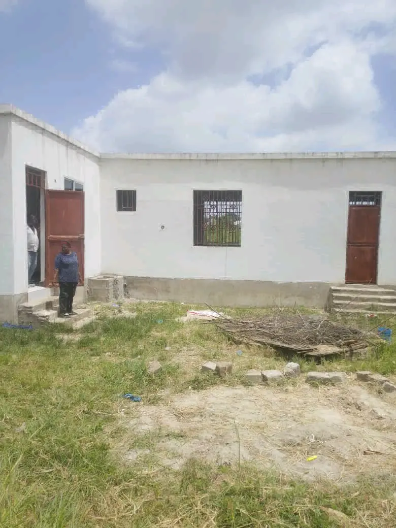 Nyumba Inauzwa Kibaha, 350 sqm, Karibu na Barabara Kuu