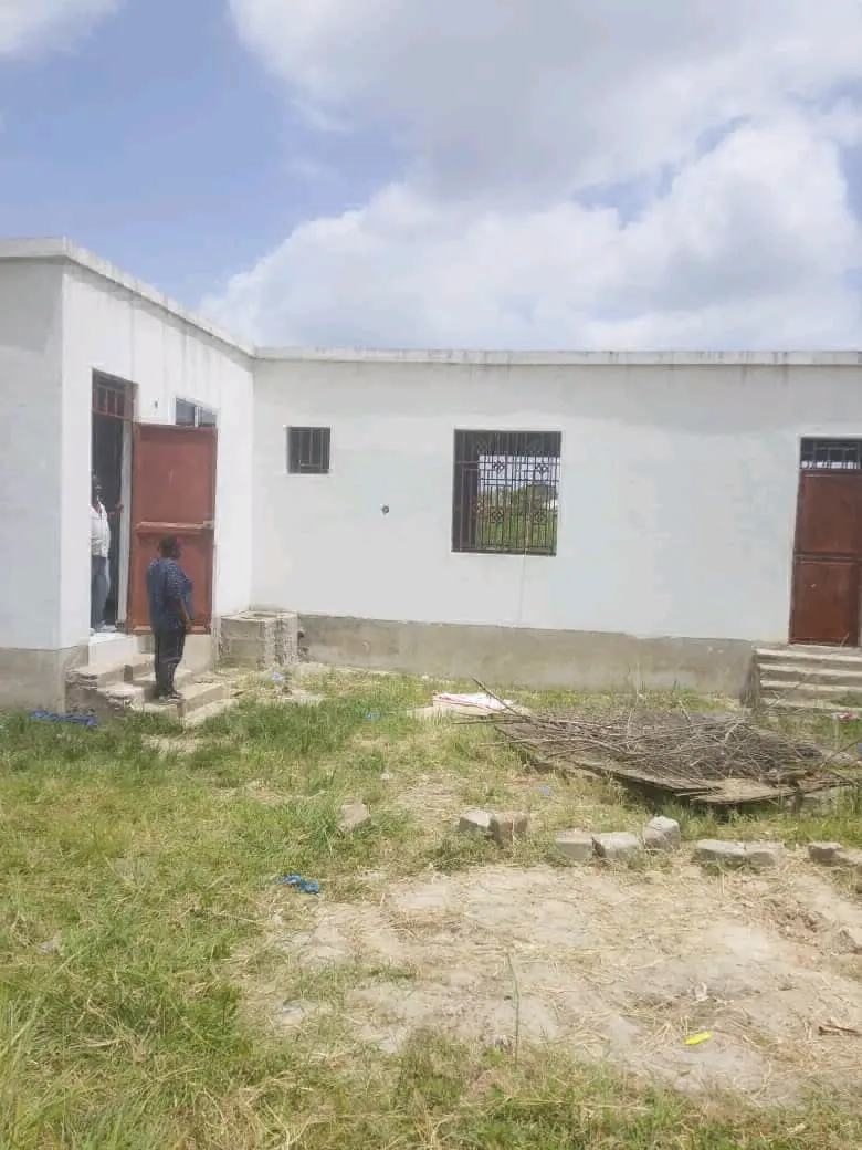 Nyumba Inauzwa Kibaha, 350 sqm, Karibu na Barabara Kuu thumbnail 3
