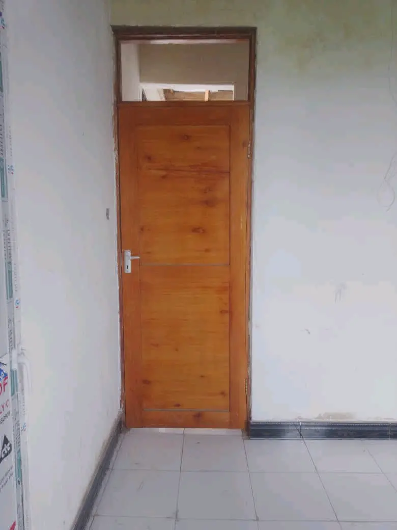 Nyumba Inauzwa Kibaha, 350 sqm, Karibu na Barabara Kuu thumbnail 6