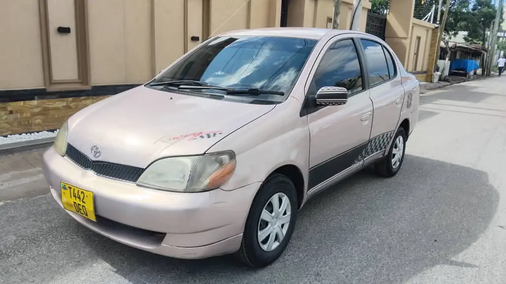 Toyota Platz DEQ
