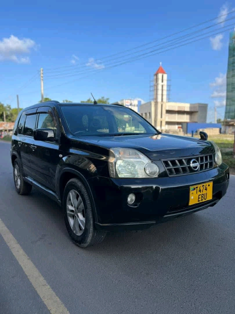 Nissan X-Trail 2008 for Sale - 18 Million TZS thumbnail 3